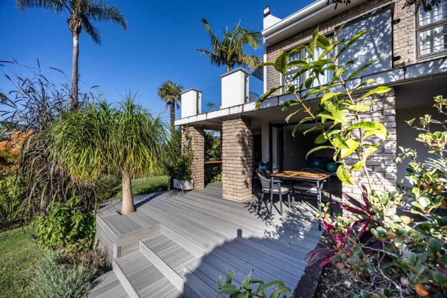 4 Bedroom Property for Sale in Beacon Bay Eastern Cape